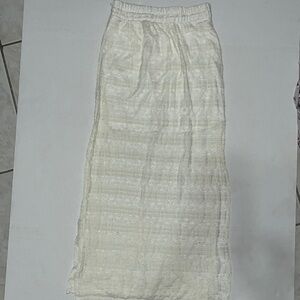 Maxi lace skirt with long side slits